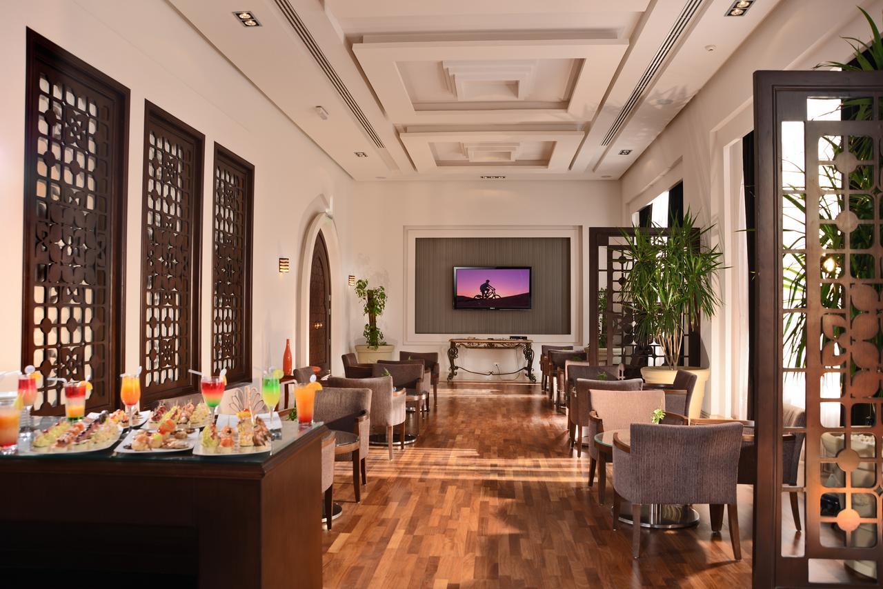 Charmillion Club Resort Sharm el-Sheikh Bagian luar foto The lounge at the airport